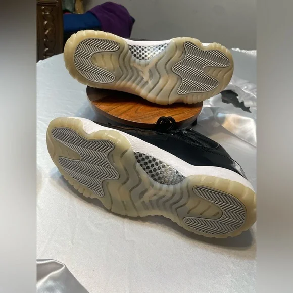 JORDAN 11 RETRO JUBILEE 25TH ANNIVERSARY Bubba gum bottom men 10.5 sneaker shoe - Picture 16 of 17